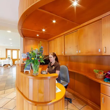 Hotel Appartementhaus Eifeladventures Berlingen