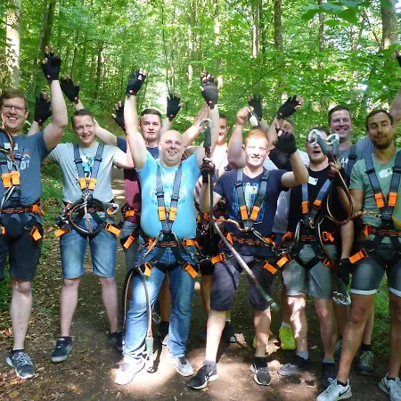 Appartementhaus Eifeladventures מלון *