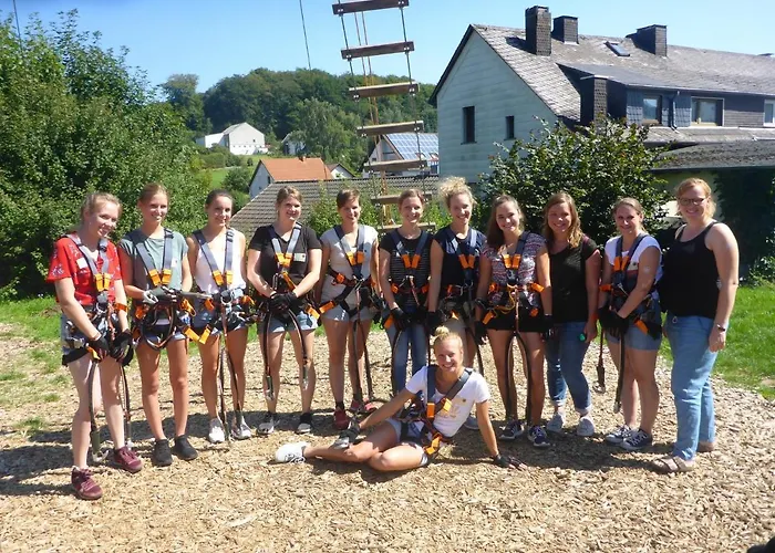 Отель Appartementhaus Eifeladventures *