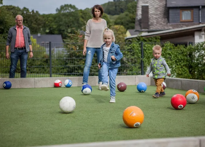 Отель Appartementhaus Eifeladventures *